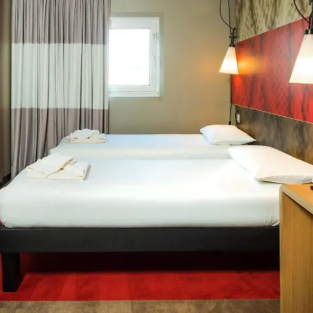 Ibis Bordesley Hotel 3*